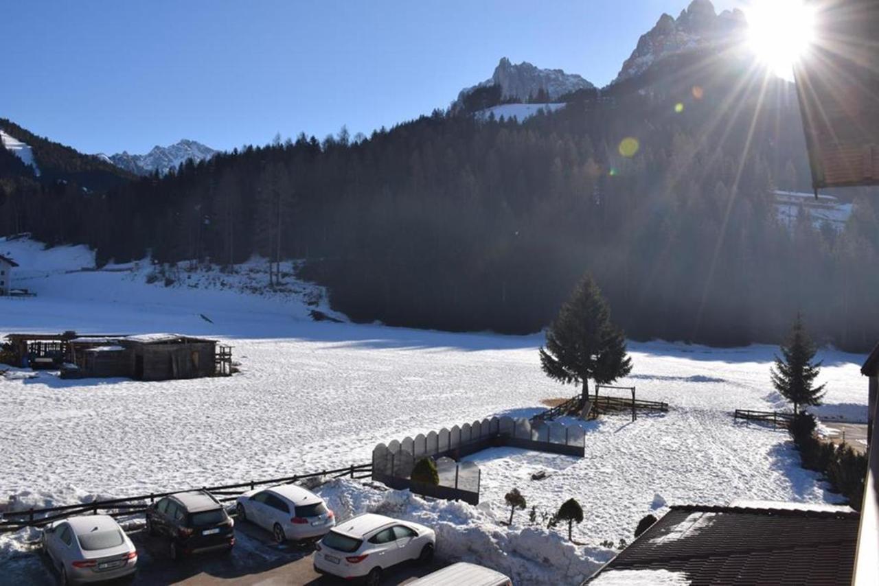 Park Hotel Mater Dei Pozza di Fassa Kültér fotó